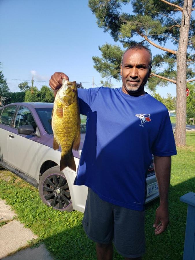 Fun Place With A Sandy Beach For Swimming, Boating, And Fishing, Featuring 3 Available Cabins Fenelon Falls Luaran gambar