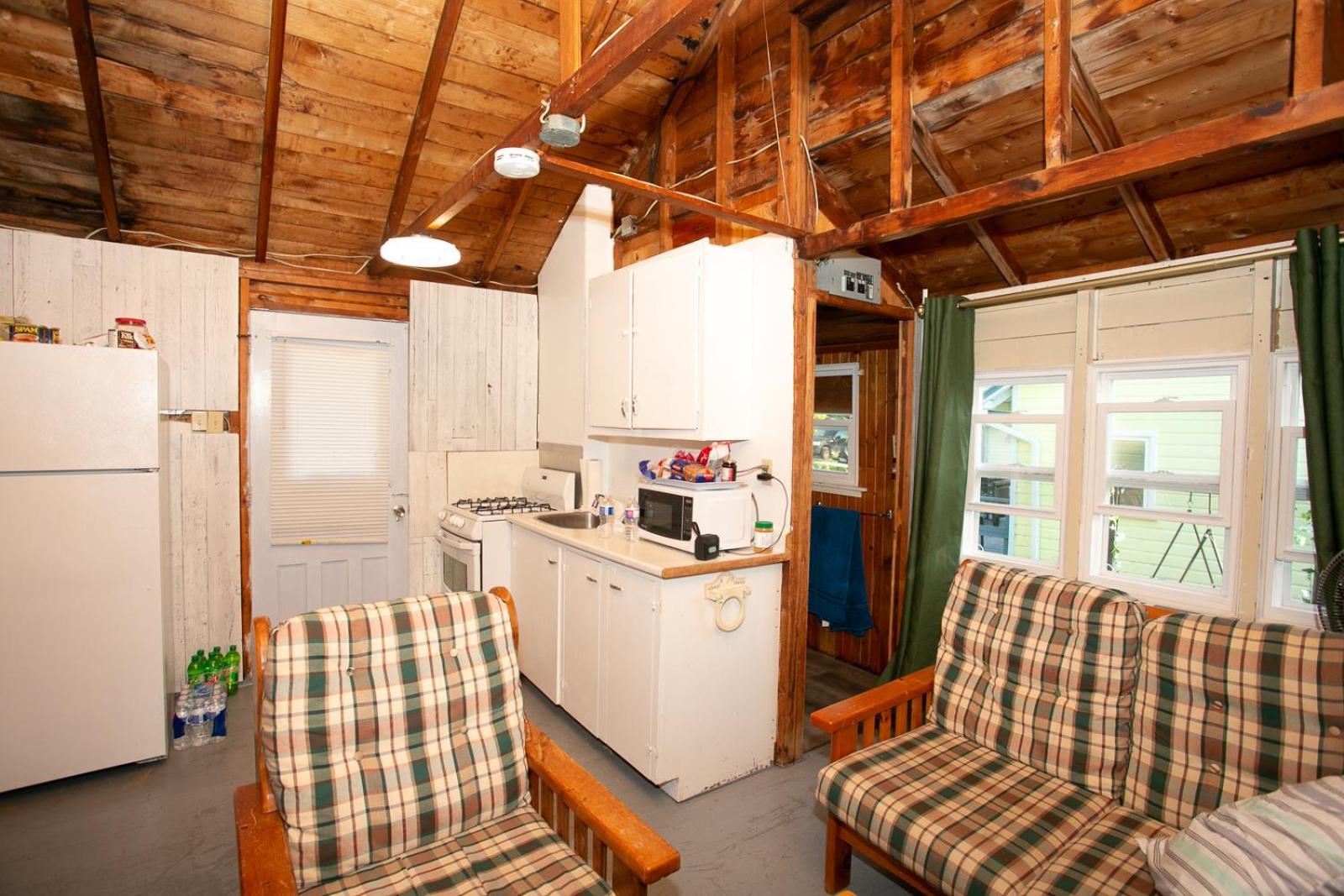 Fun Place With A Sandy Beach For Swimming, Boating, And Fishing, Featuring 3 Available Cabins Fenelon Falls Luaran gambar
