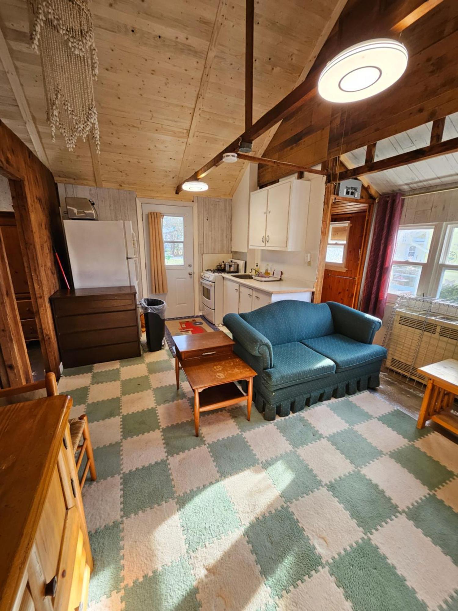 Fun Place With A Sandy Beach For Swimming, Boating, And Fishing, Featuring 3 Available Cabins Fenelon Falls Luaran gambar